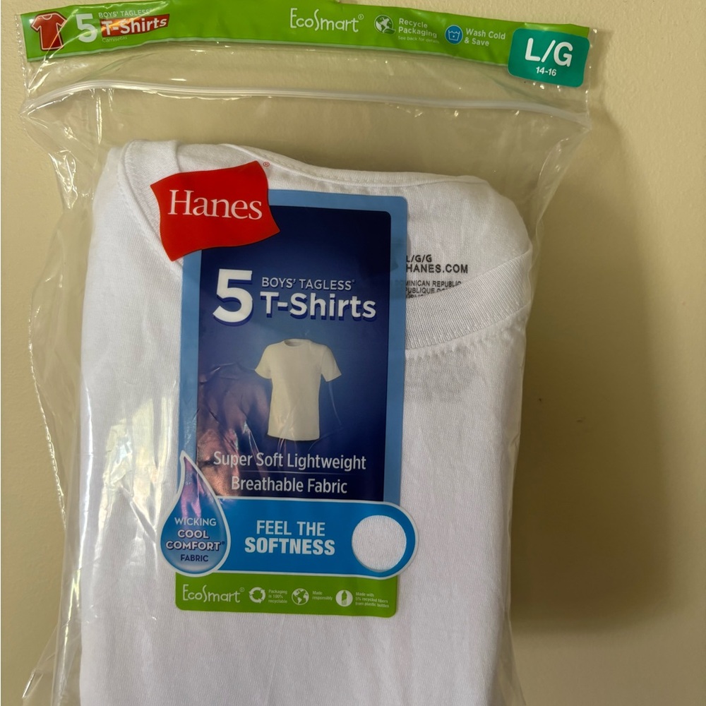Hanes Boys' Tagless White T-Shirt Pack
